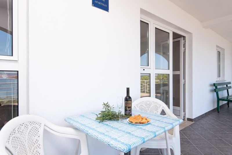 Apartmani Dubravko Putnikovic Экстерьер фото